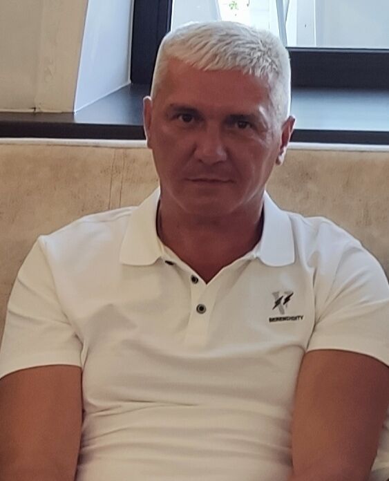  29370371  Vano, 50 ,    