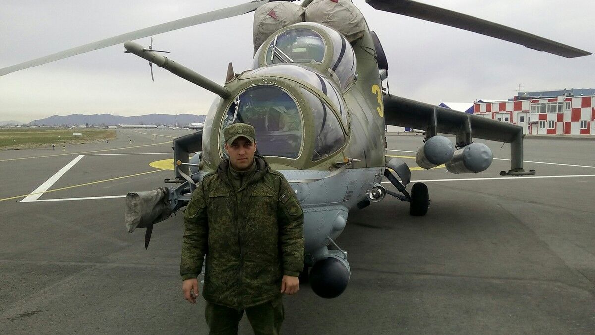  ,   Alex, 34 ,   