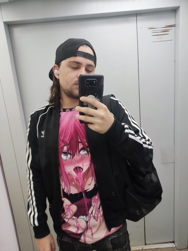  29989681  , 28 ,    