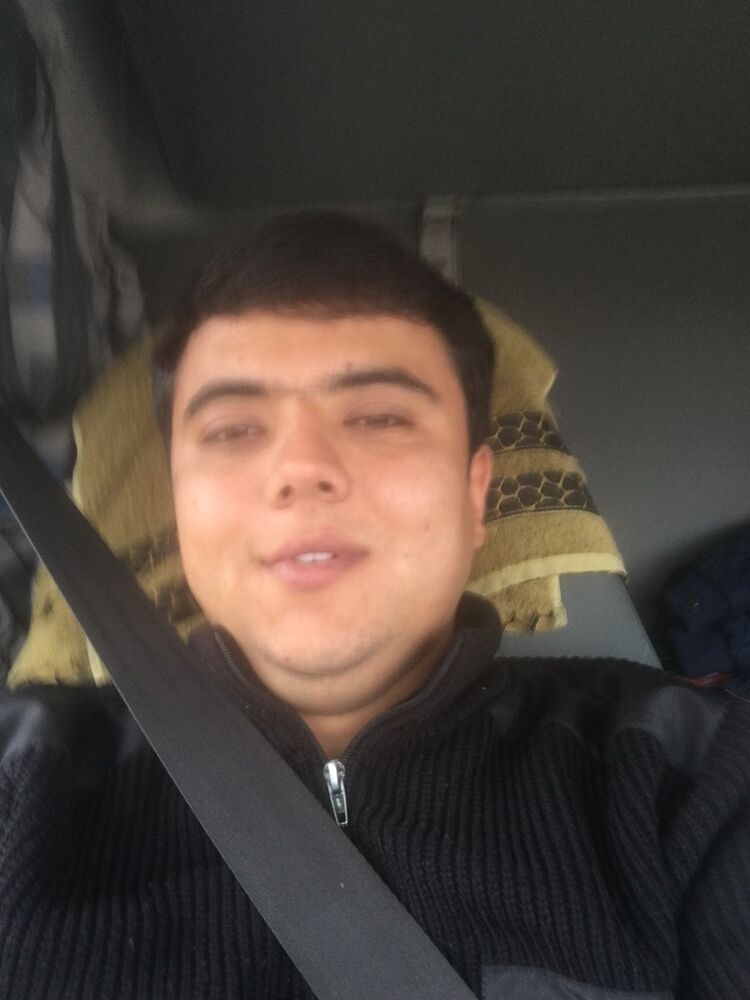  10595691  Kemal, 34 ,    