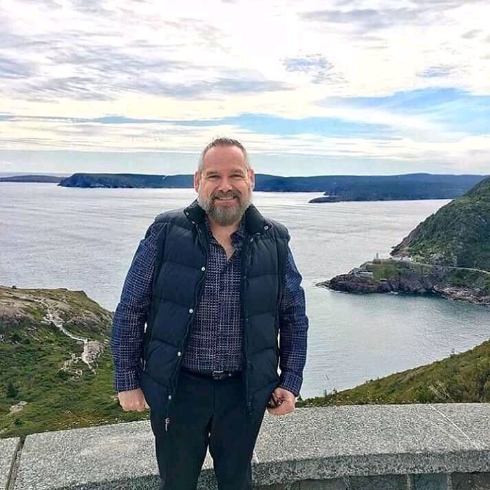  Kapelle,   Maxwell, 61 ,   ,   