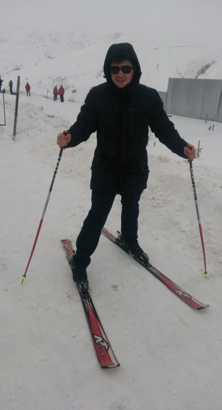  ,   Mikael, 29 ,   ,   
