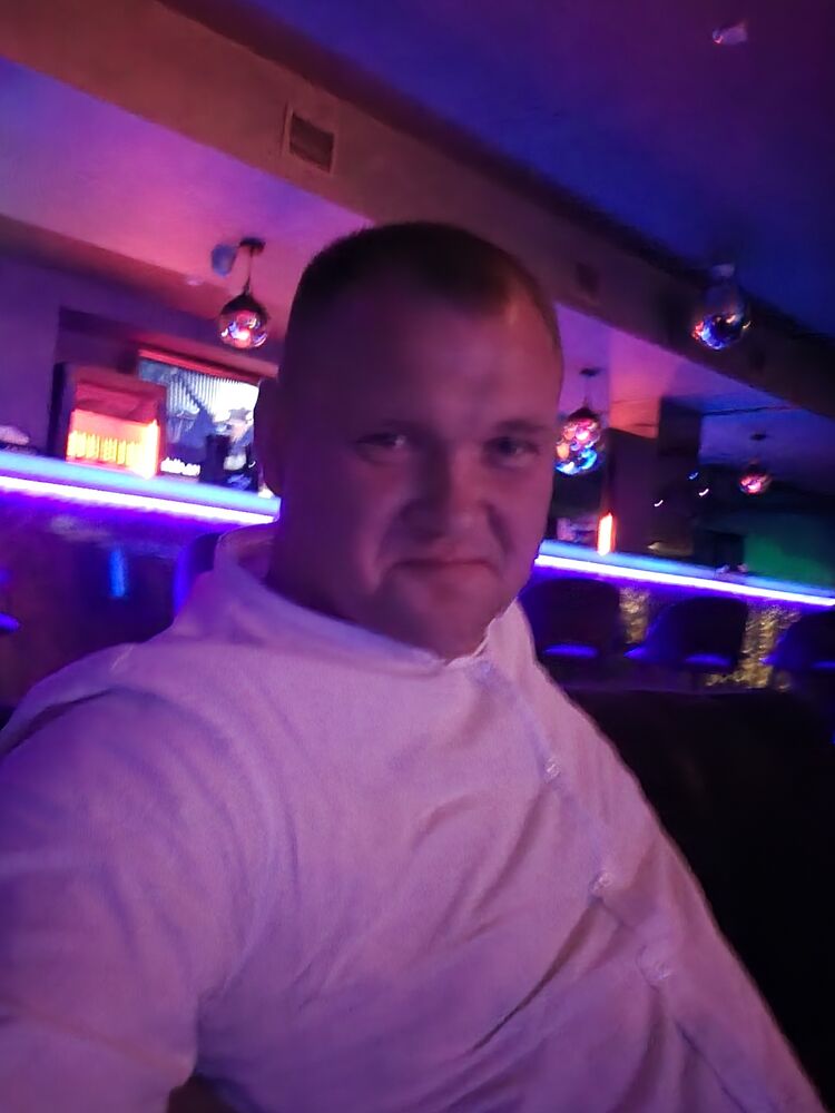  36269921  DMITRY, 40 ,    