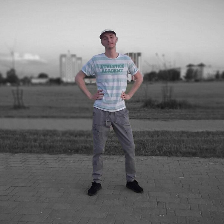  22055441  Vadim, 35 ,    