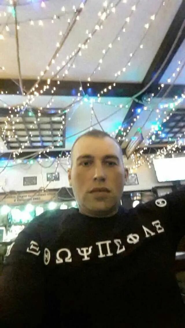  46326521  Aleksei, 36 ,    