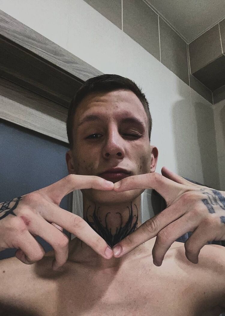  53890431  Arkadiy, 21 ,    