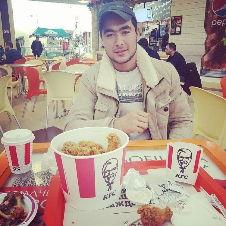  18828011  ShoX, 32 ,    