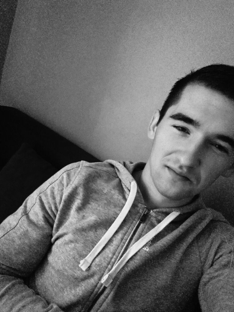  14459651  Danny, 29 ,    