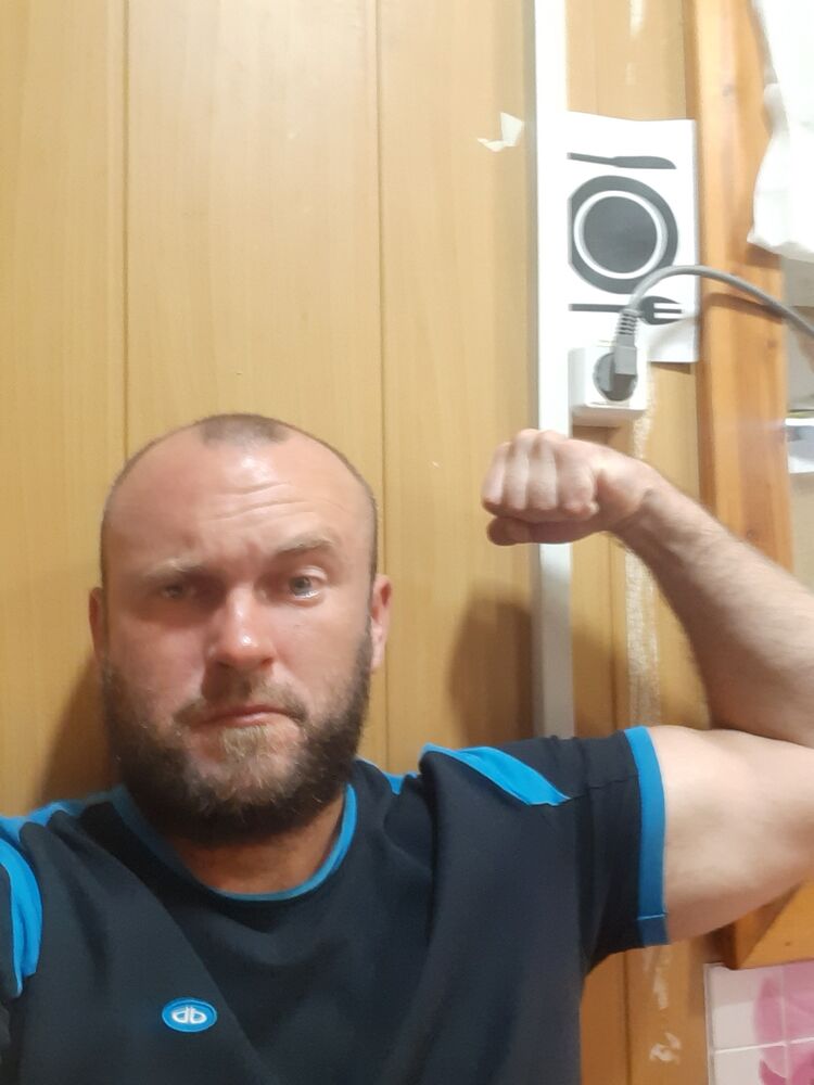  28062381   , 37 ,    