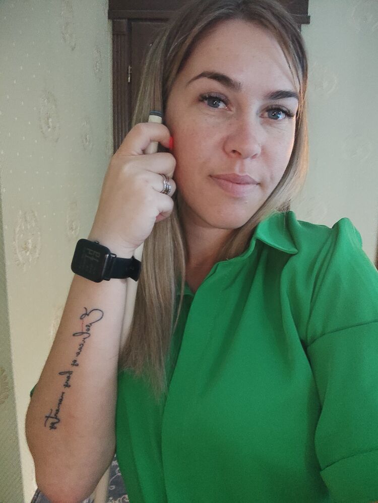  46446061  Anastasiya, 33 ,    