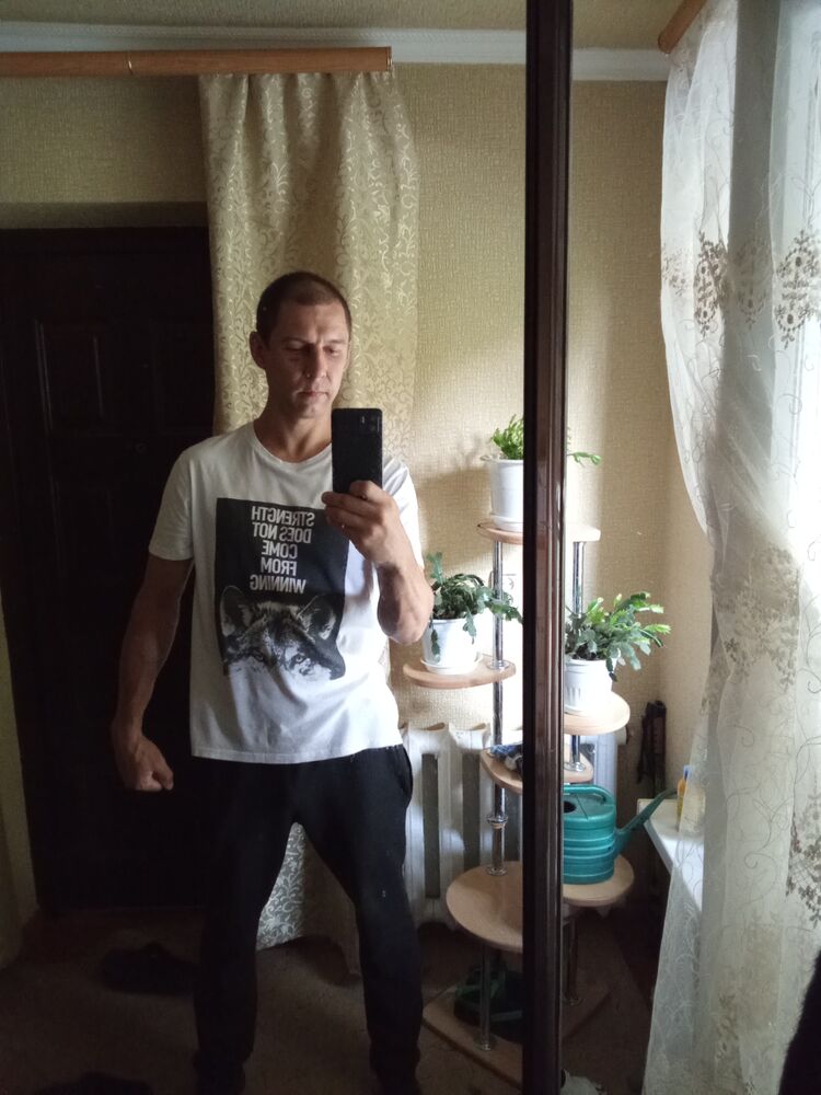  37543071  , 35 ,    