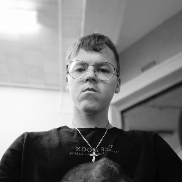  54557071  Roma, 19 ,    