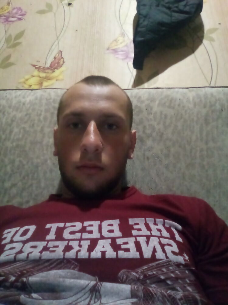  ,   Toni, 27 ,   ,   , c 