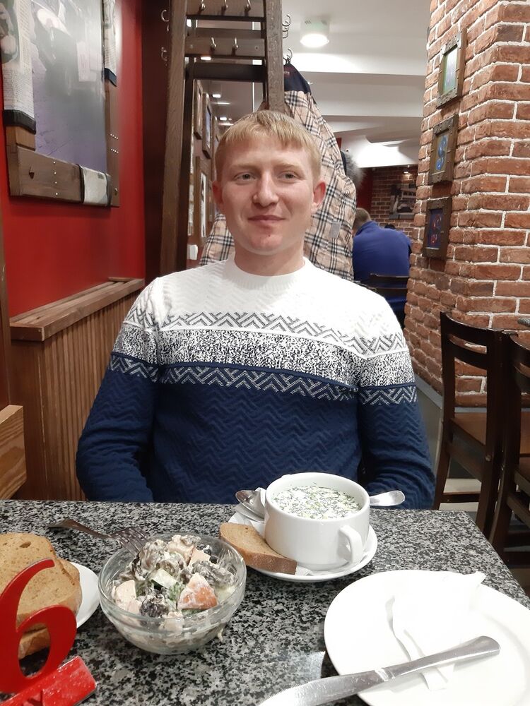  ,   Dmitro, 33 ,   ,   , c 