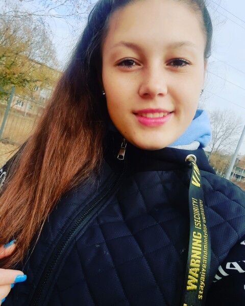  30006661  Irina, 22 ,    
