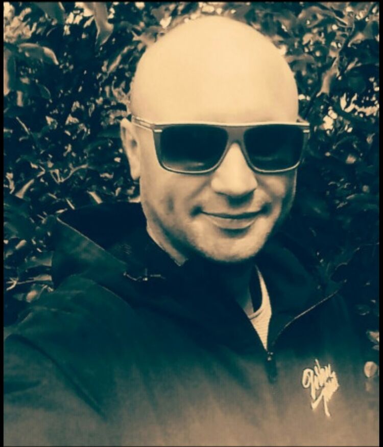  ,   Oleg, 41 ,   ,   