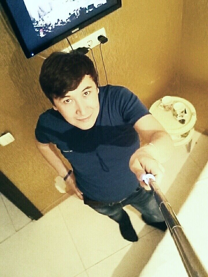  9735521  , 34 ,    