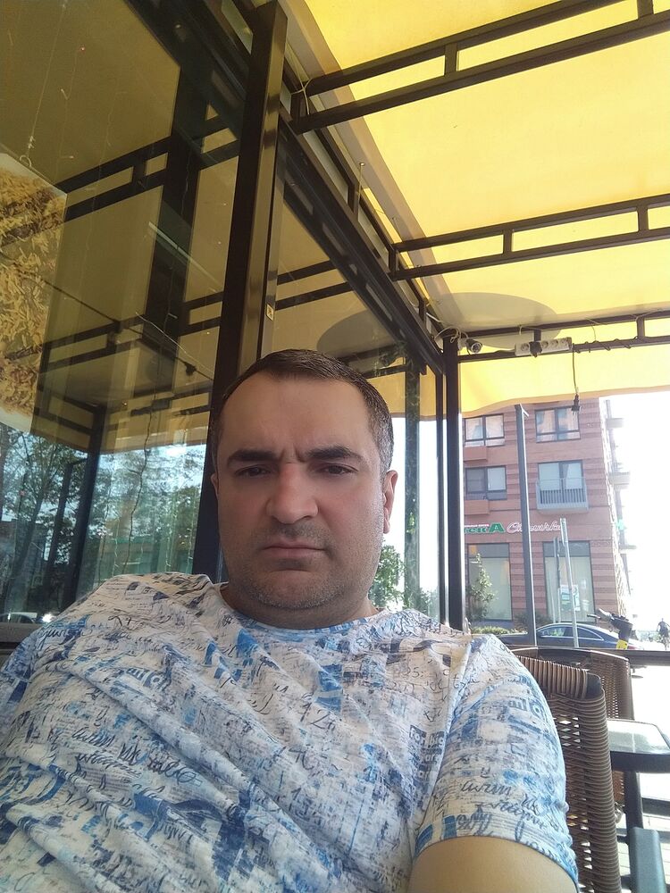  ,   Zaur, 38 ,   ,   , c , 
