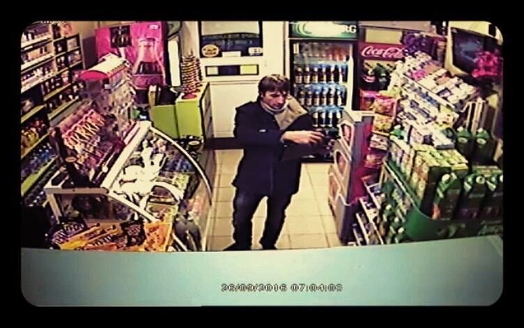  8355751  , 42 ,    -