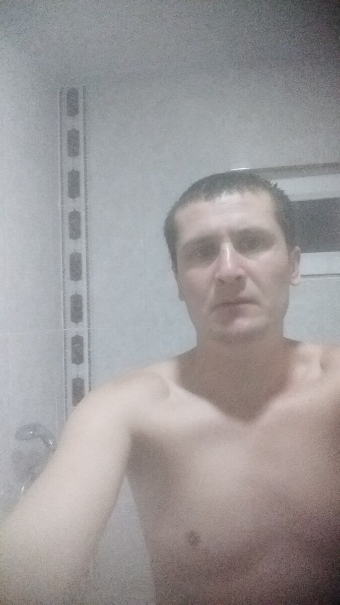  ,   Davran, 38 ,  