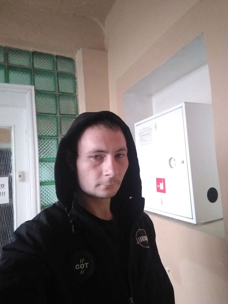  41740791  , 27 ,    