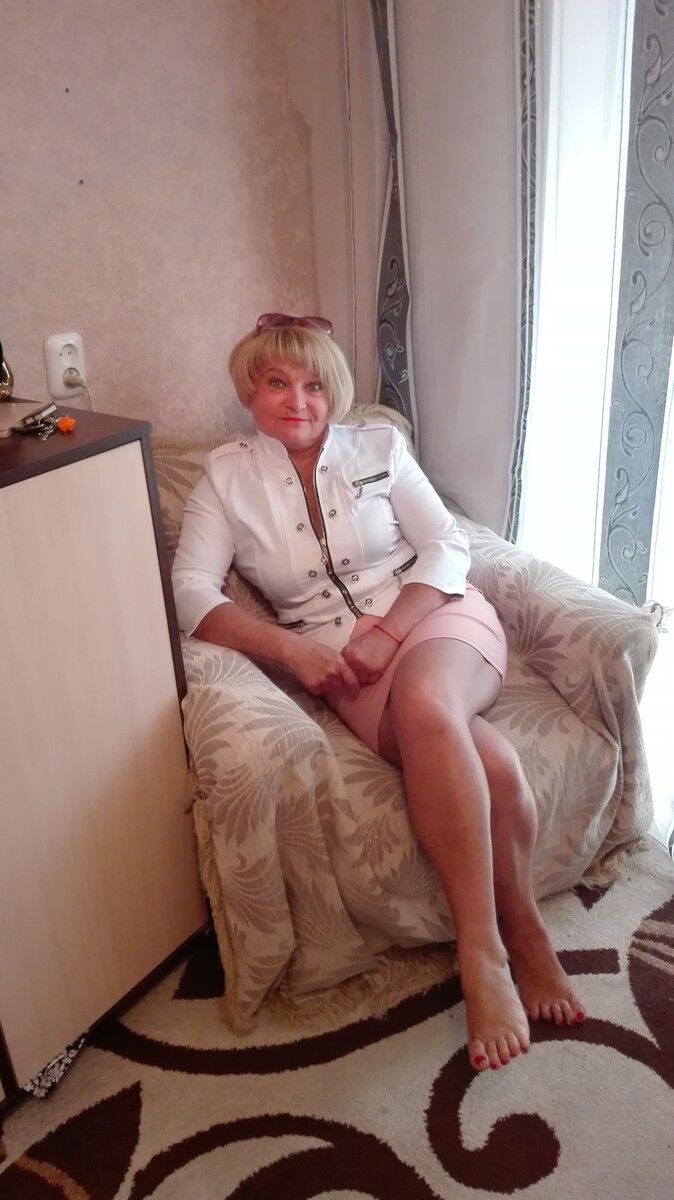  ,   Alina, 60 ,     , c 