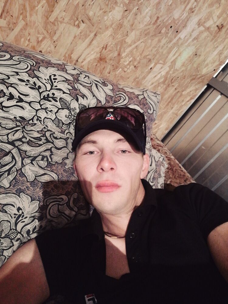  29936891  , 37 ,    