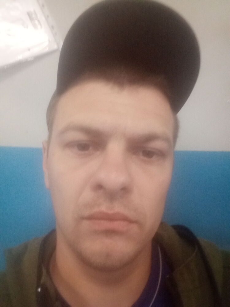  23695981  , 33 ,    