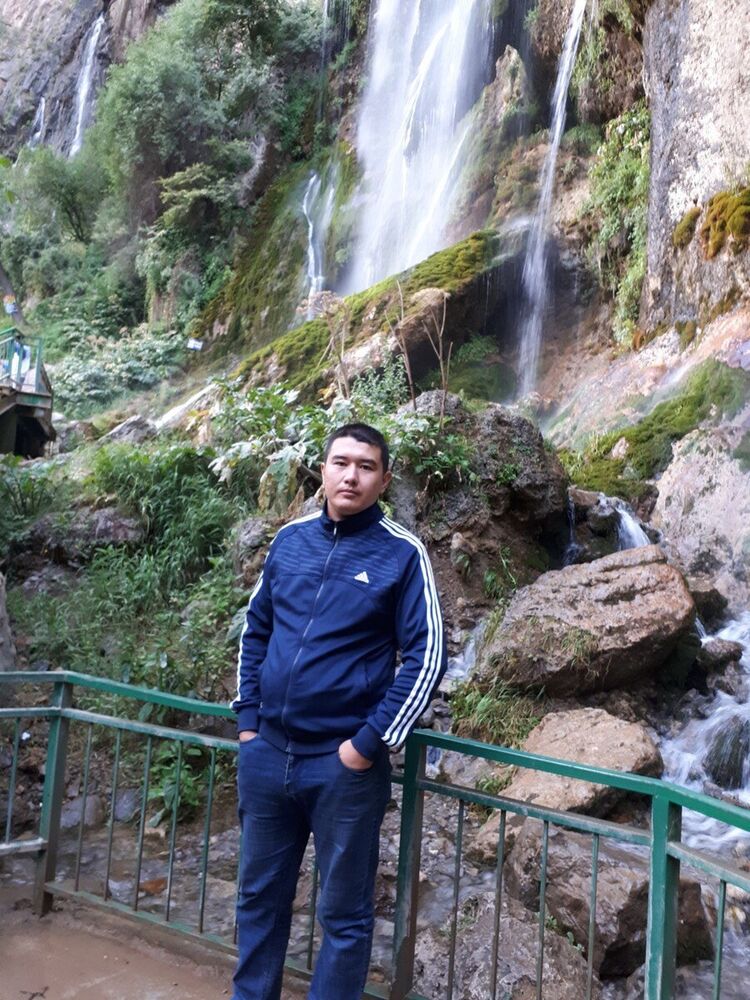  ,   Alik, 33 ,  