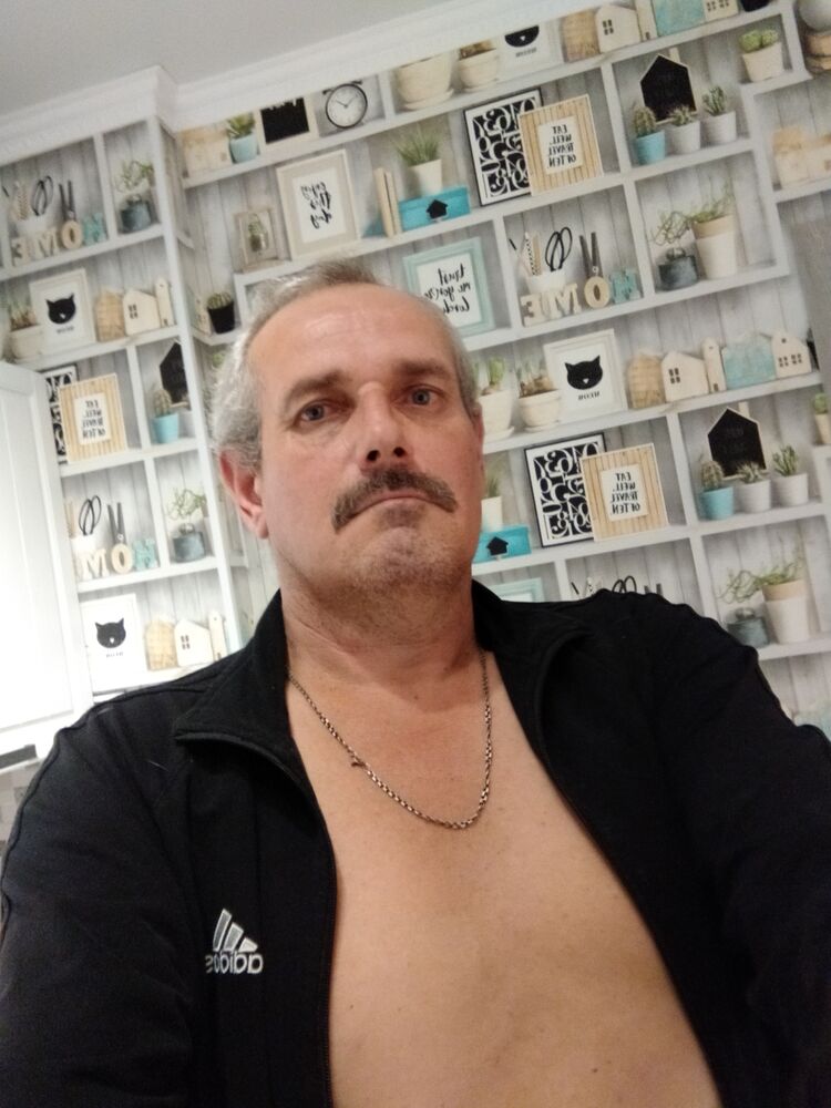  24366381  , 53 ,    