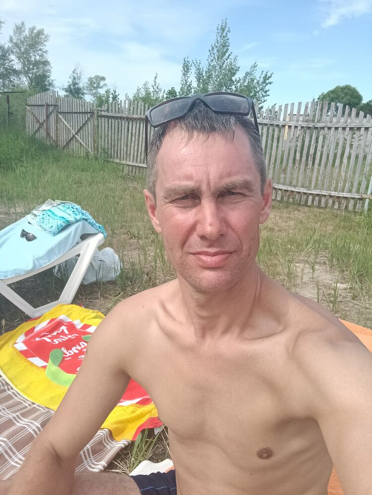 ,   Evgeny, 43 ,   ,   , c , 