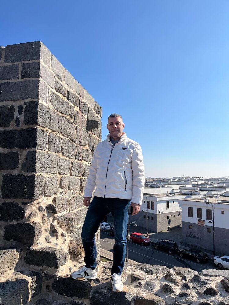  ,   Remzi, 43 ,   ,   