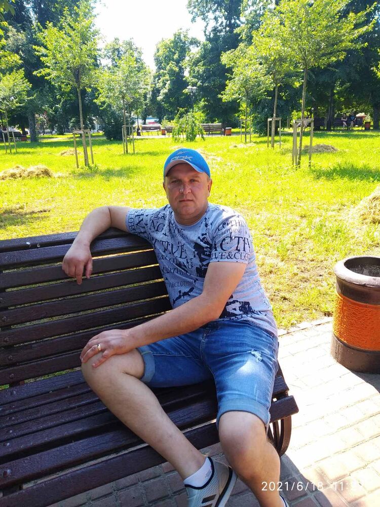  28505241  Rezvin, 45 ,    