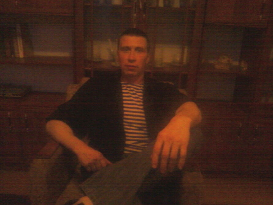  6137821  Sergey, 49 ,    
