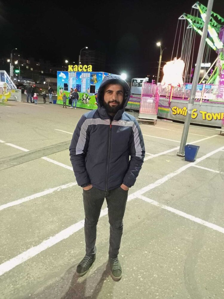  ,   Garik, 27 ,   ,   