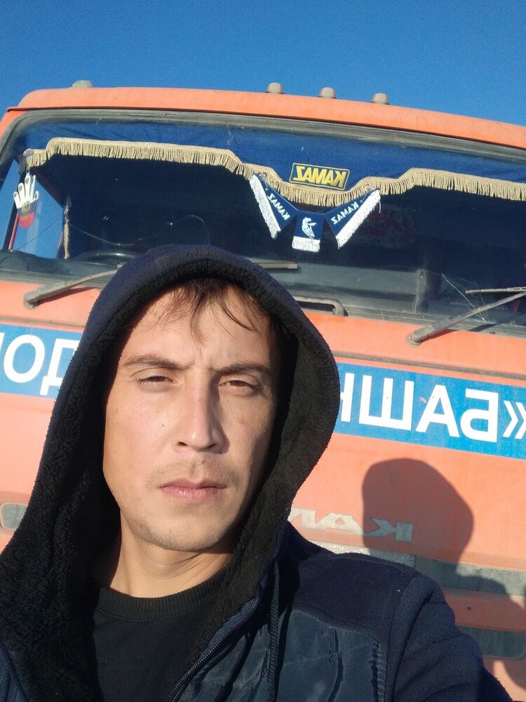  21808681  , 39 ,     
