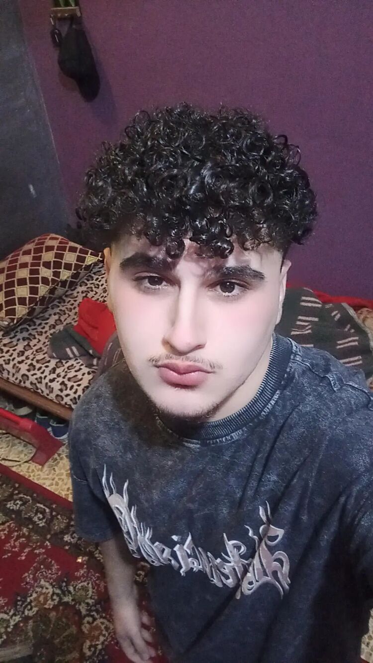  ,   Abdallh, 21 ,   ,   