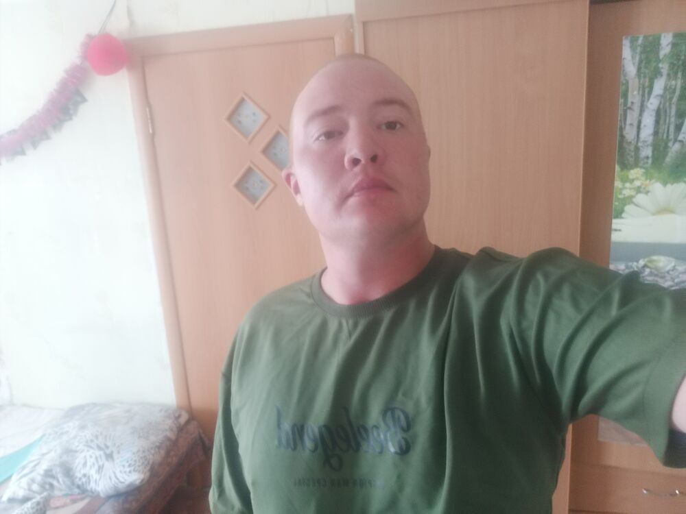  ,   Denis, 28 ,   ,   , c , 