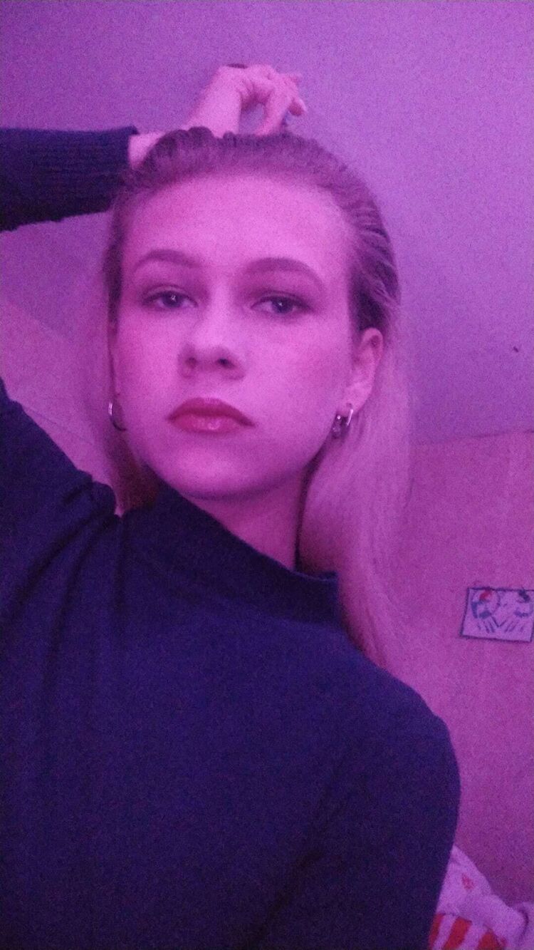  30487651  Yulia, 26 ,    