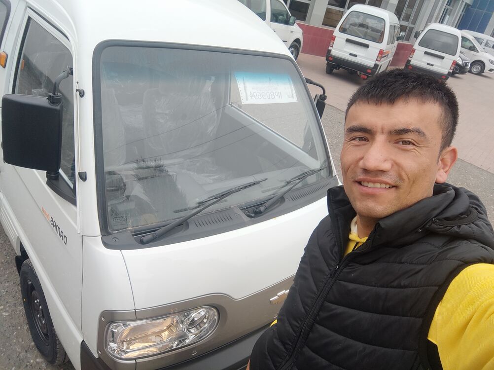  ,   Alik, 32 ,   c 