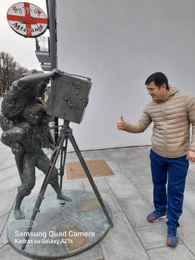  50368491  AKRU, 45 ,    