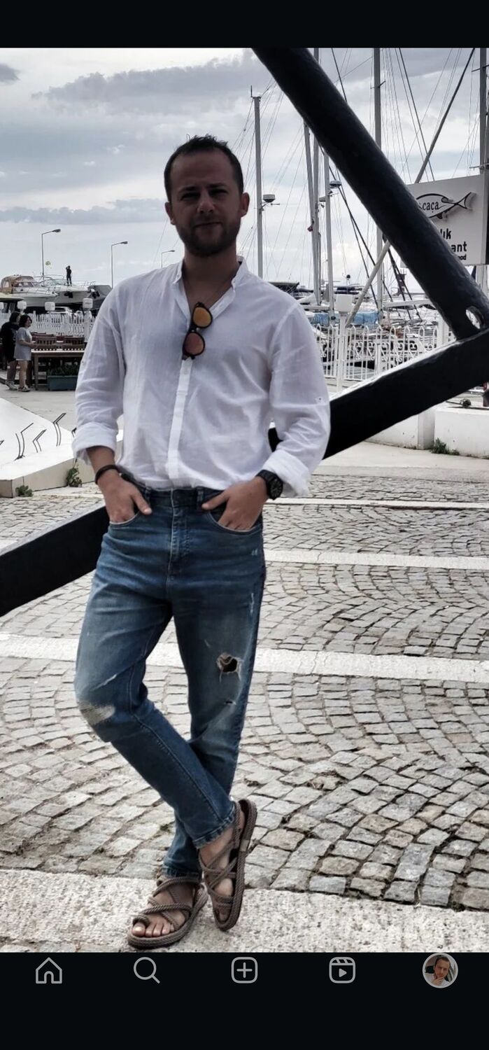  47645671  Cengiz, 30 ,    