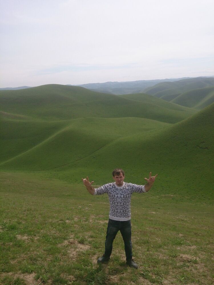  ,   Serj, 38 ,   