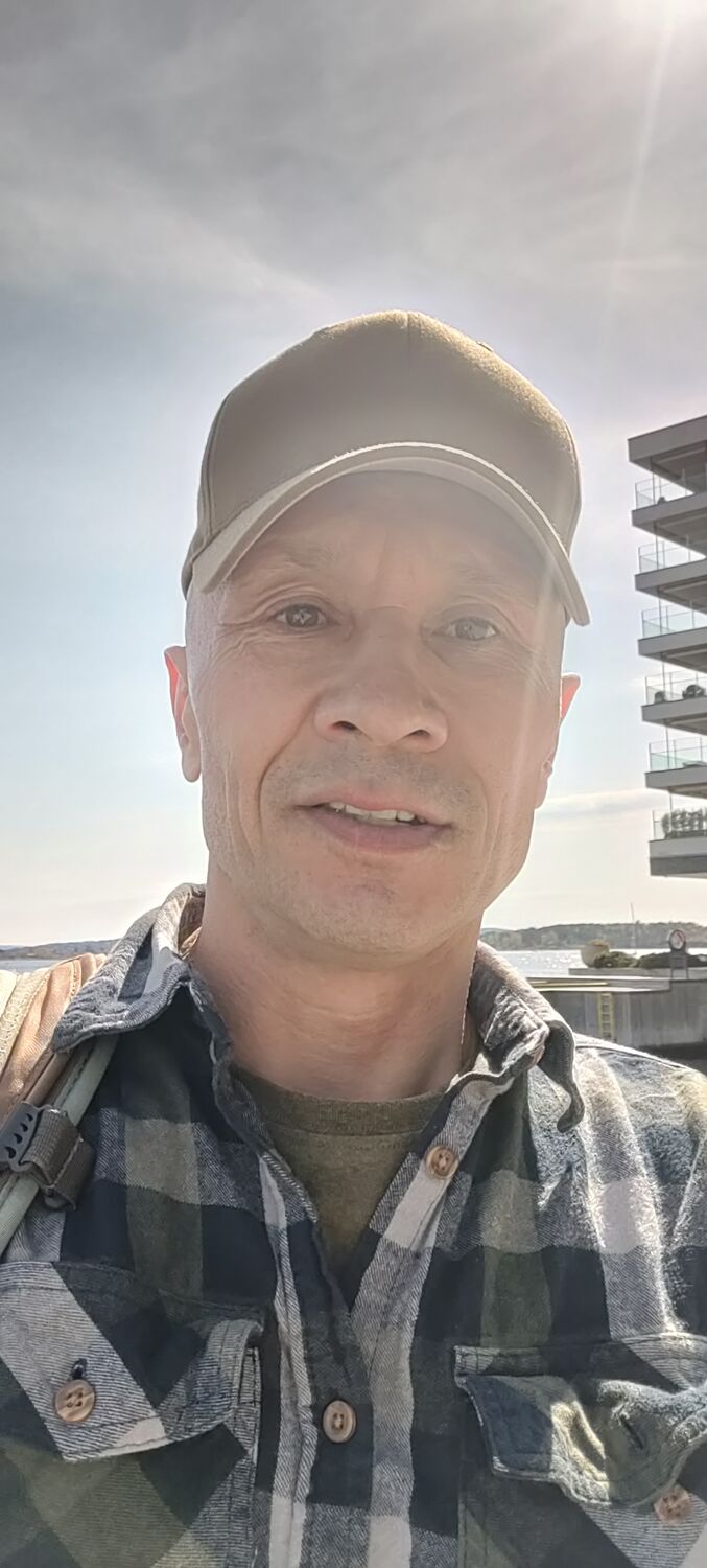  48501491  Labrada, 50 ,    