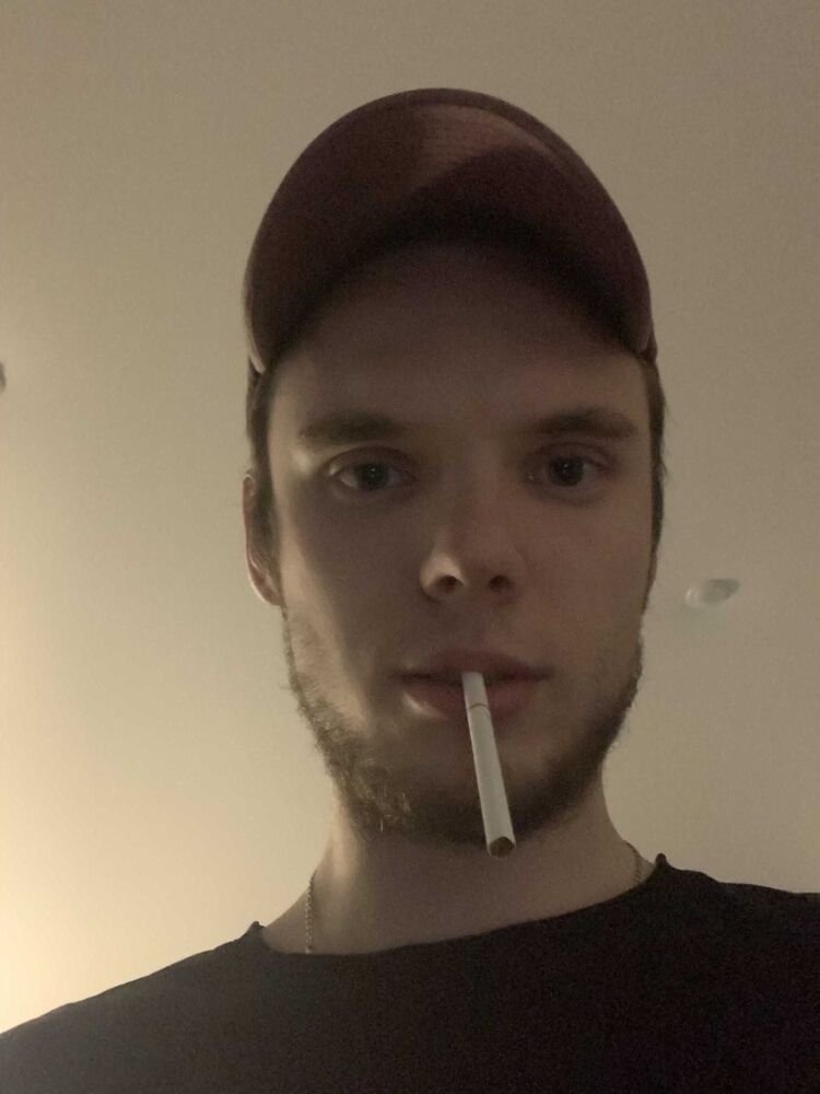  38549711  Danya, 28 ,    