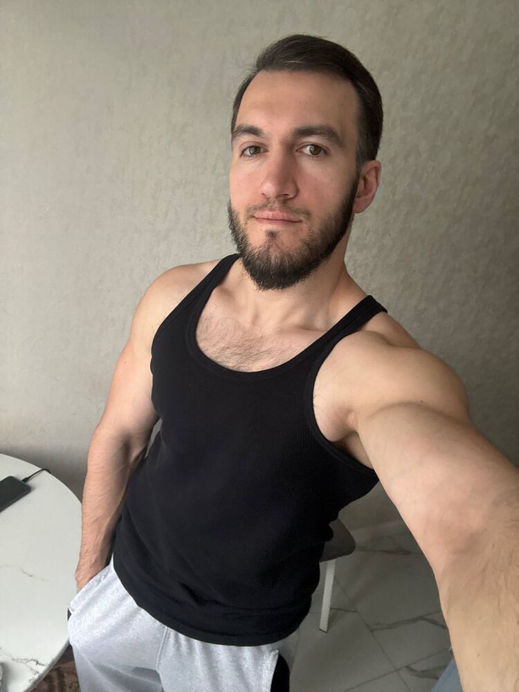  54046201  Ruslan, 33 ,    