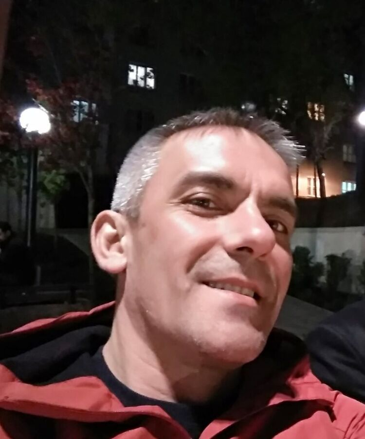  37287931  Nayrust , 40 ,    