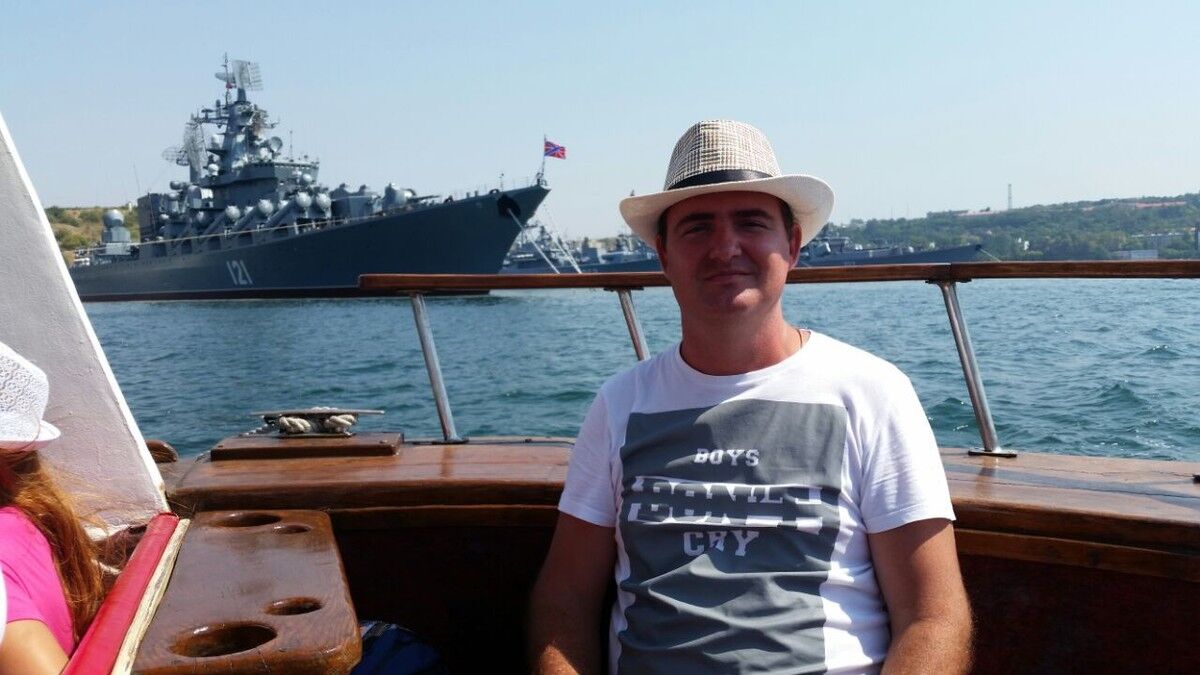  10821371  Aleksey, 44 ,    
