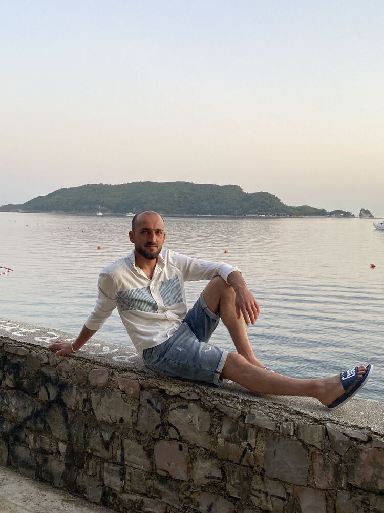  Podgorica,   Murad, 29 ,   ,   