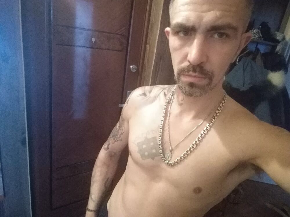  18842831  , 40 ,    